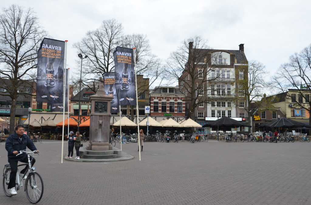 De Grote Markt in het centrum van Enschede