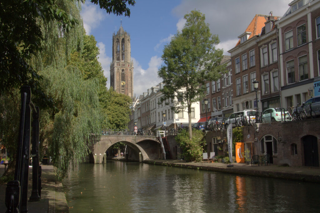 Domtoren en Oudegracht Utrecht